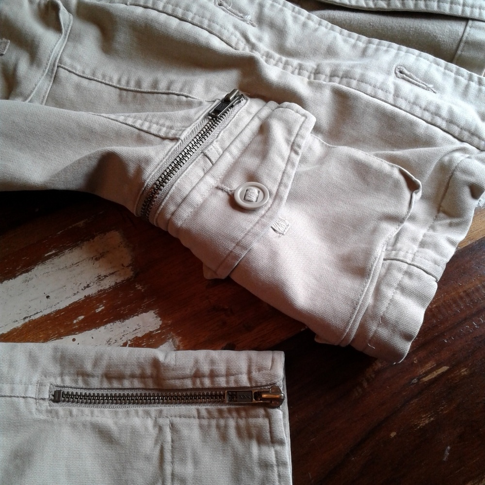 Cargo Utility Jacket - Picture 3 of 7